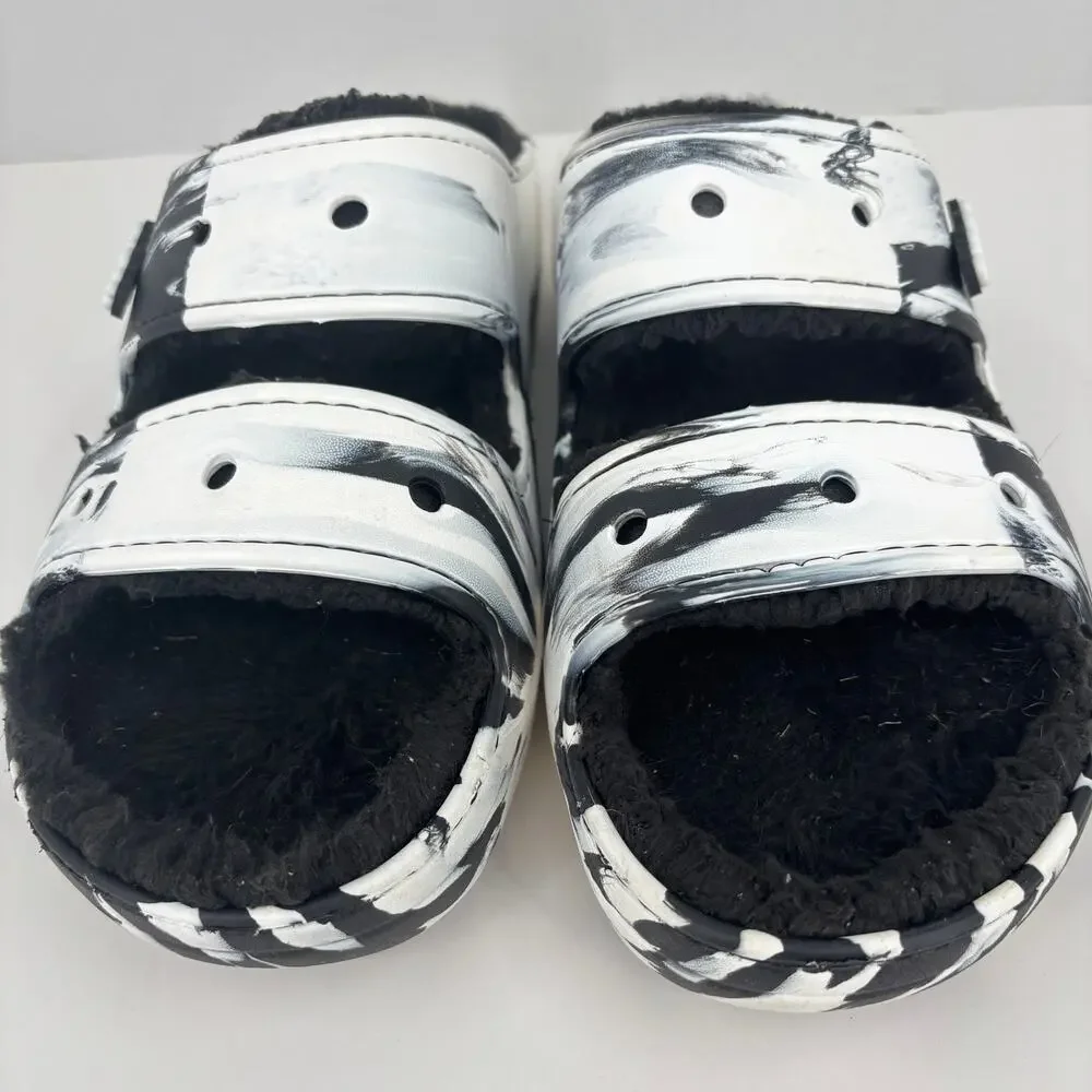 Crocs Classic Cozzzy Sandals Mens Size 14 Faux Fur Lined Black‎ White Marbled